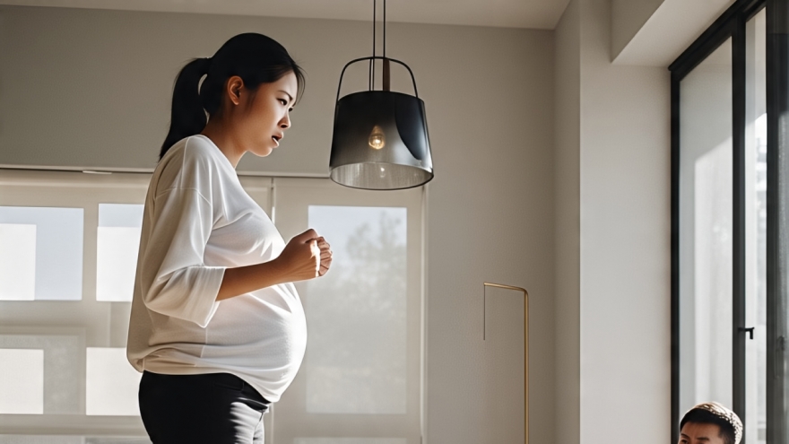 Chồng muốn đặt tên con gái giống tên người yêu cũ